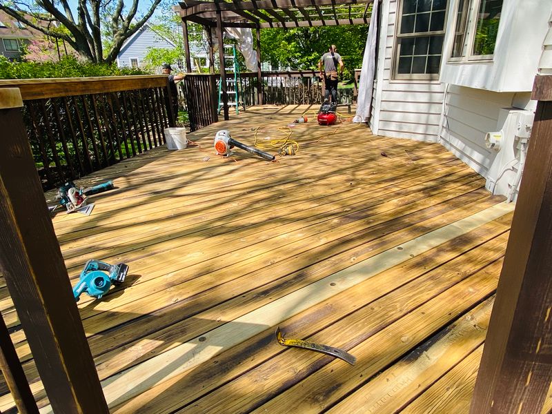 5 Power Washing Projects You Should Never Try to DIY