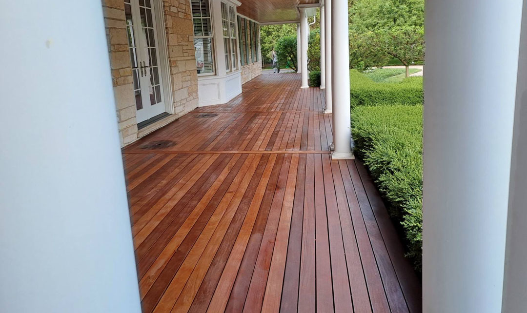 clean deck