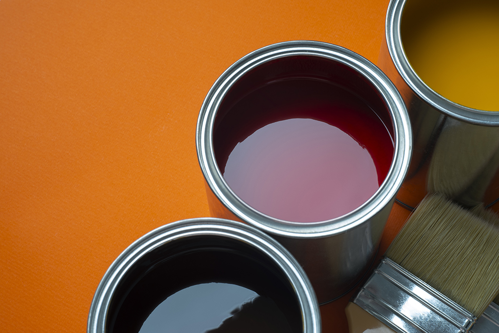paint cans with different paint 