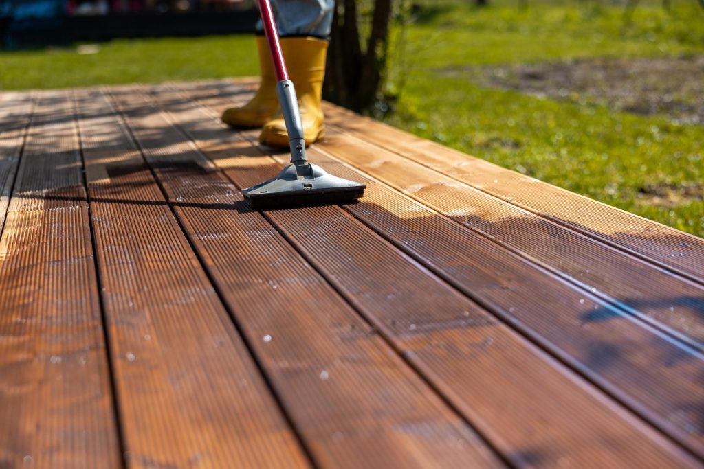 wood deck restoration